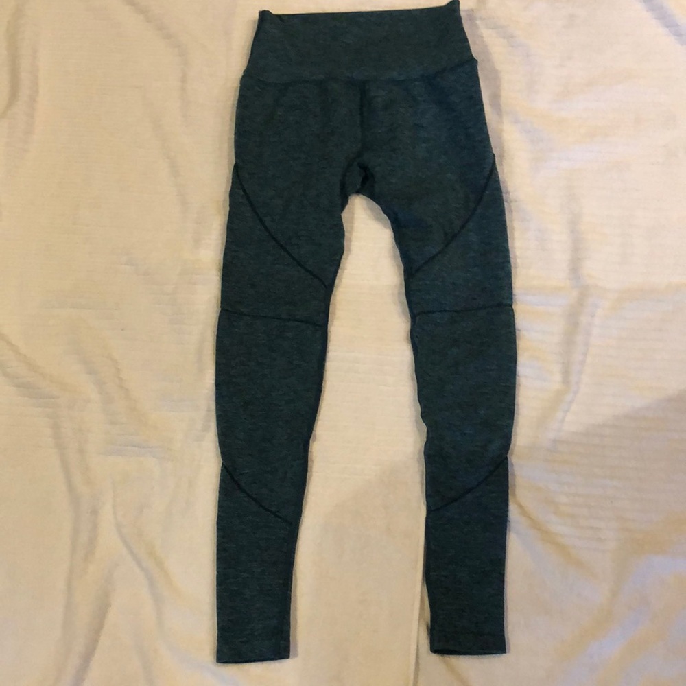 Alphalete Revival legging (teal blue)